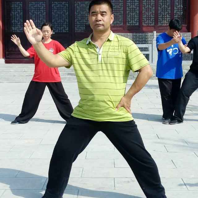魏国军