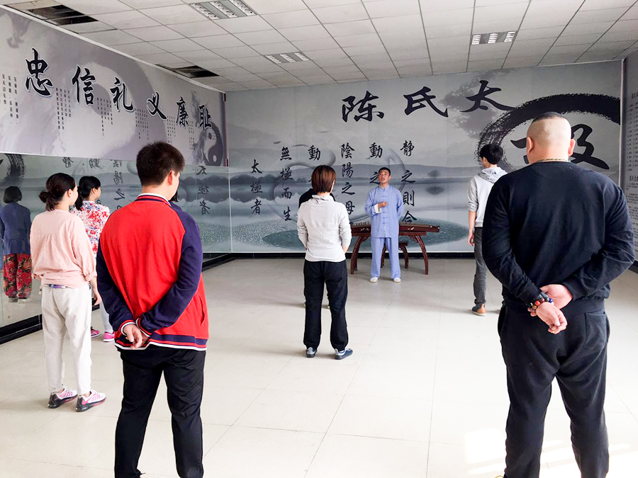 授拳