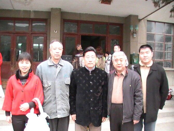 贺云飞