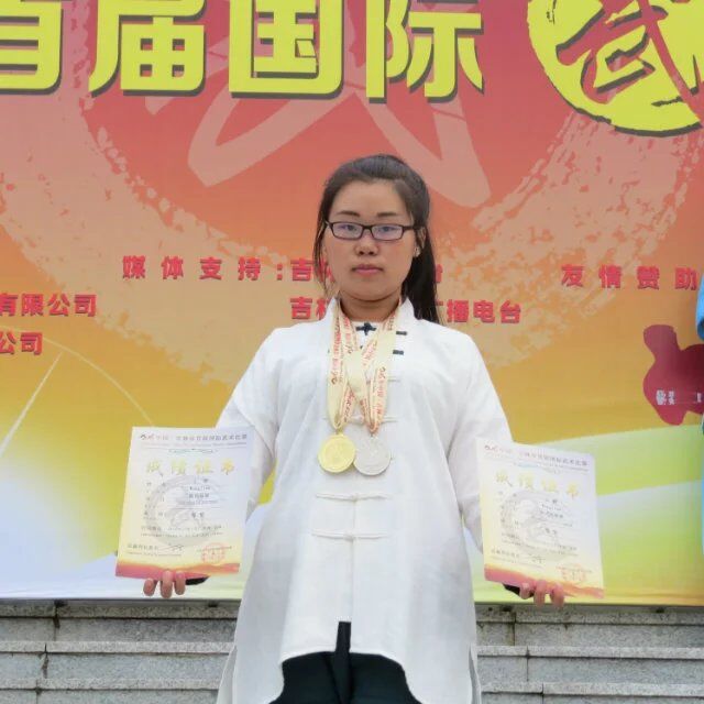 王利群女儿