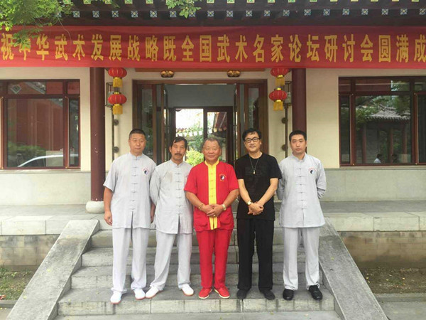 合影