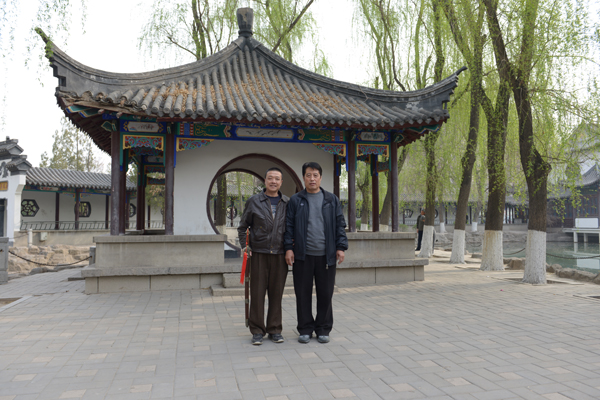 李旭东