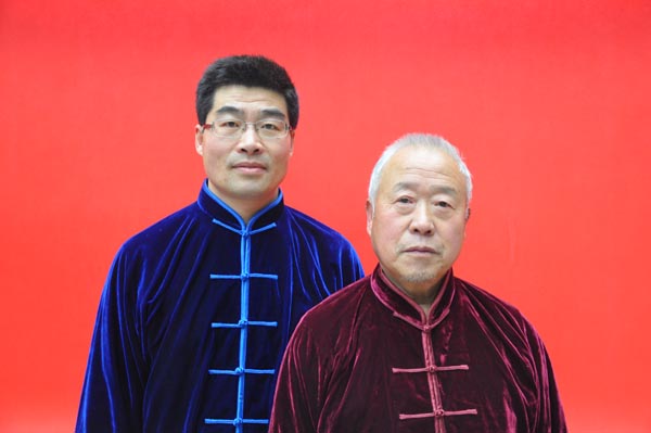 与师父合影