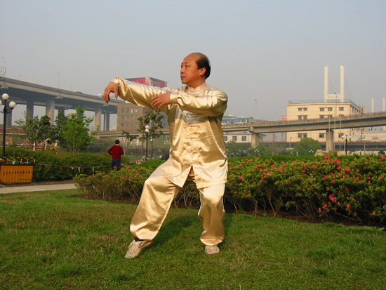 殷勤1