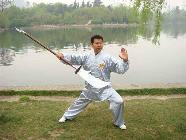 李鑫