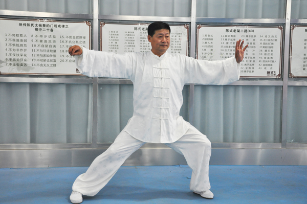 张中林