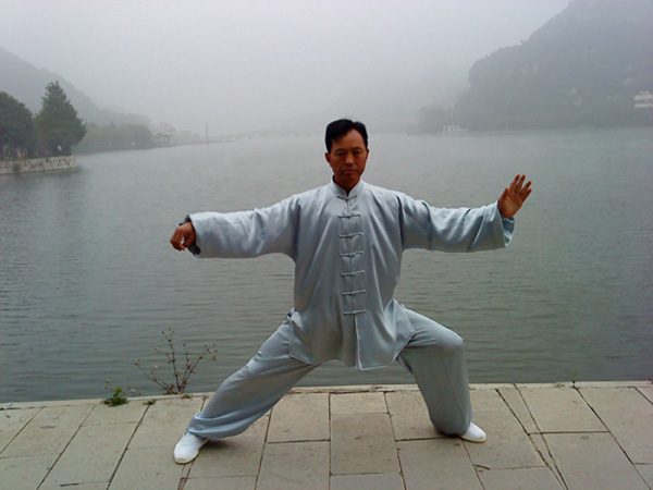 陈天成
