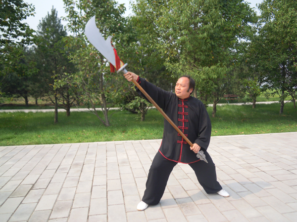 晏斌权