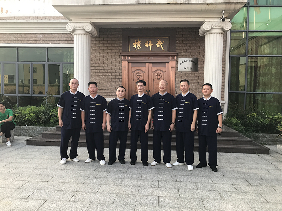 合影
