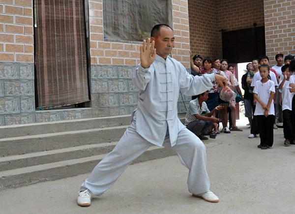 任天旺拳照