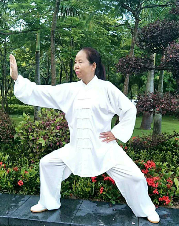 王芬
